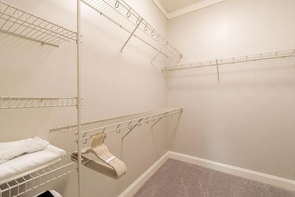 Aparthotel Savannah Residences United States